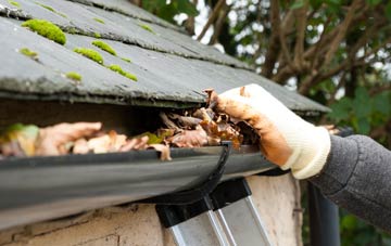 gutter cleaning Swinderby, Lincolnshire